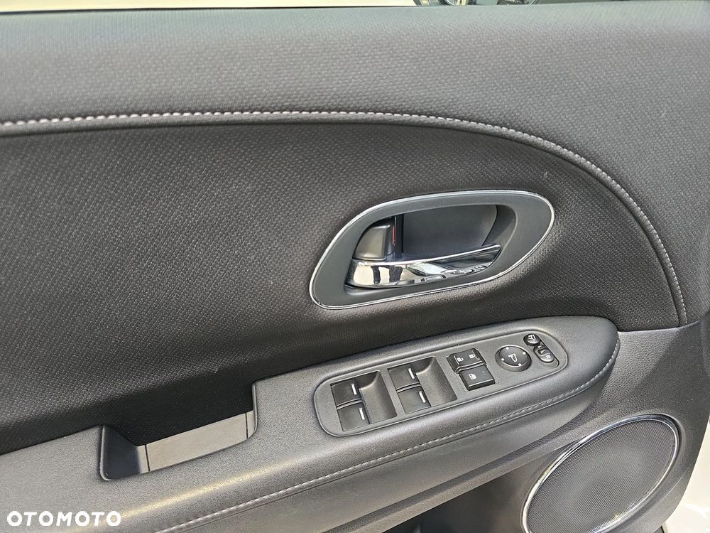 Honda HR-V 1.5 Executive (ADAS) CVT - 10