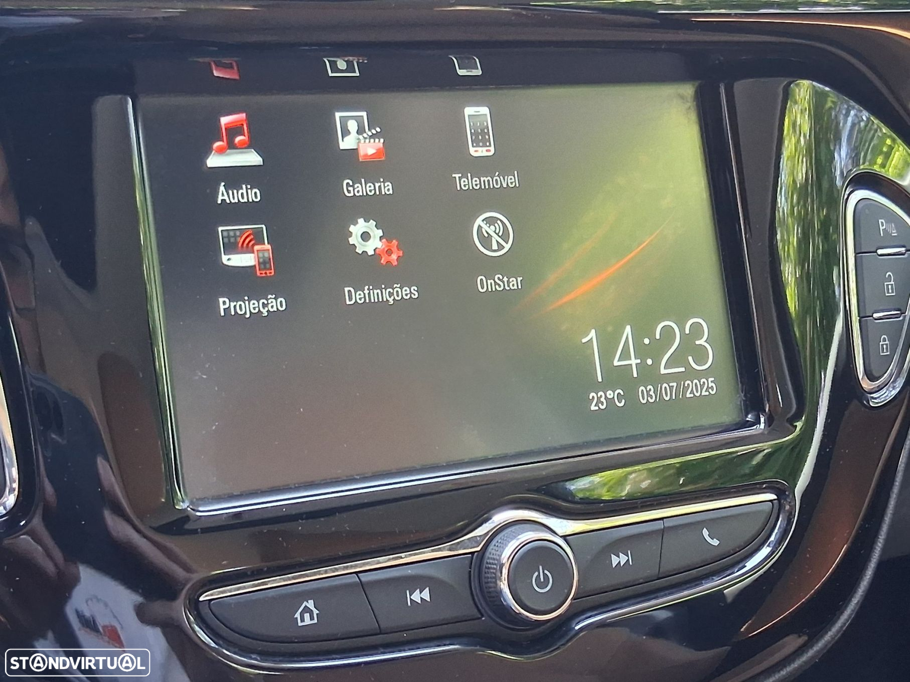 Opel Adam 1.0 T Rocks - 37