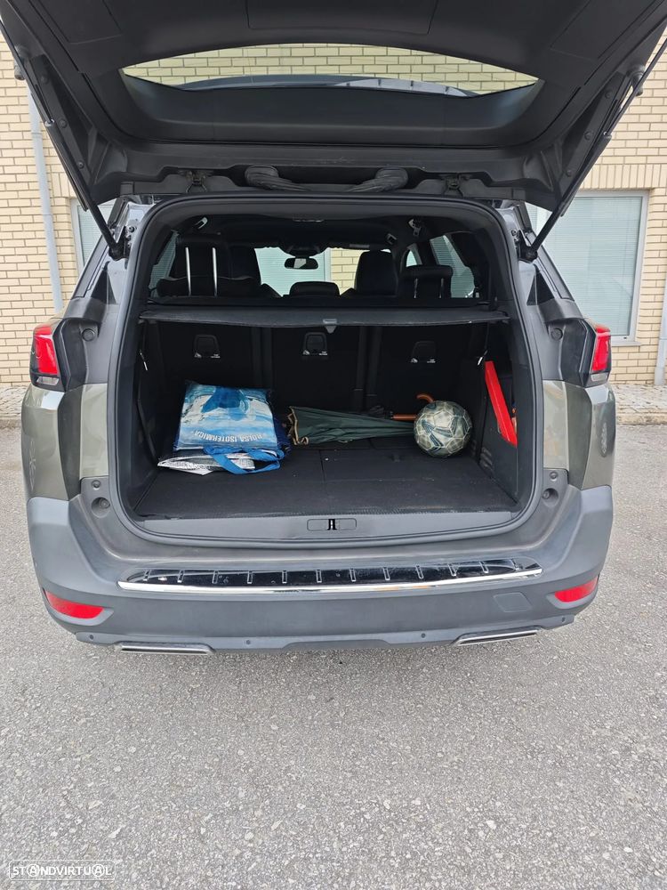Peugeot 5008 - 5