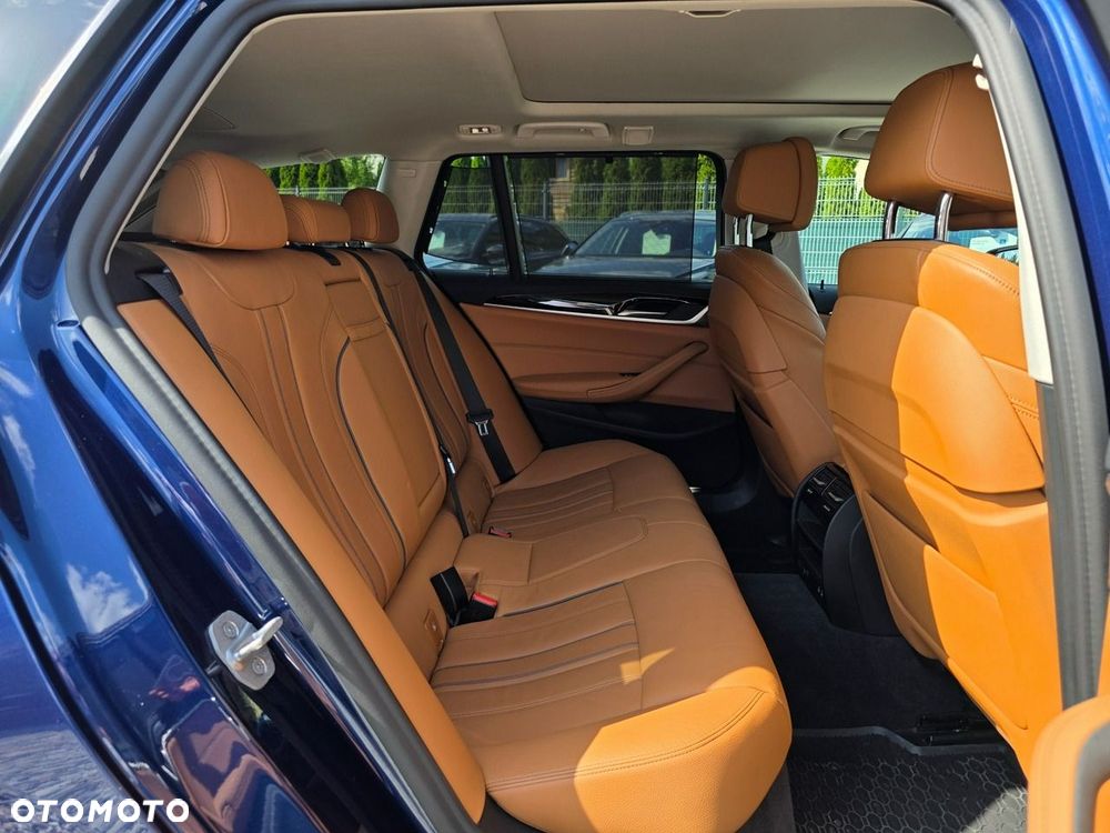 BMW Seria 5 518d Sport Line - 15