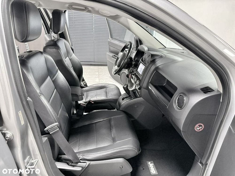 Jeep Compass 2.4I 4x4 Automatik Limited - 37