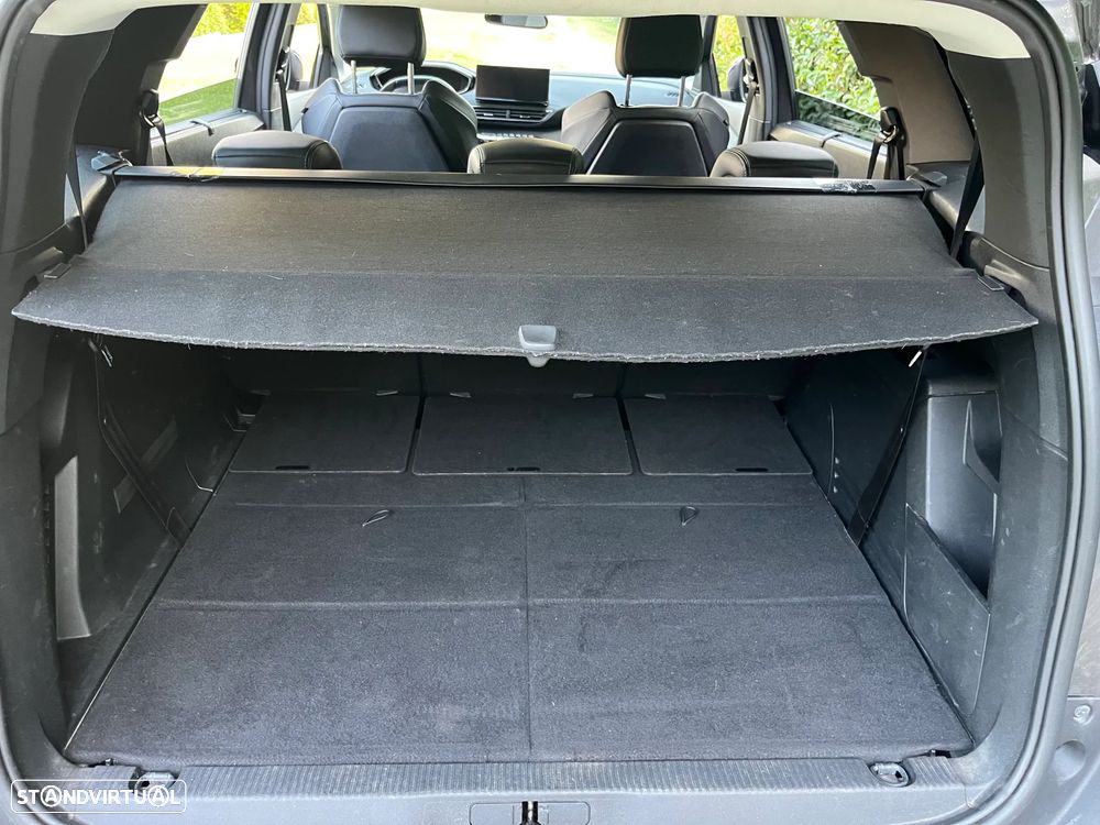 Peugeot 5008 1.5 BlueHDi Allure Pack EAT8 - 25