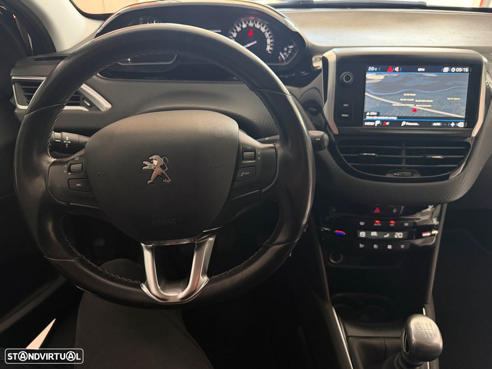 Peugeot 208 BlueHDi 100 Allure - 10