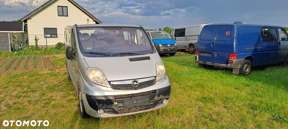 Opel Vivaro - 2