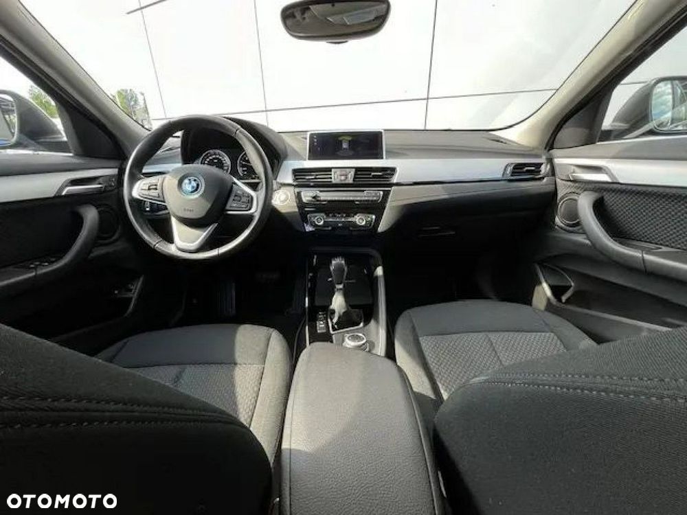 BMW X2 - 18
