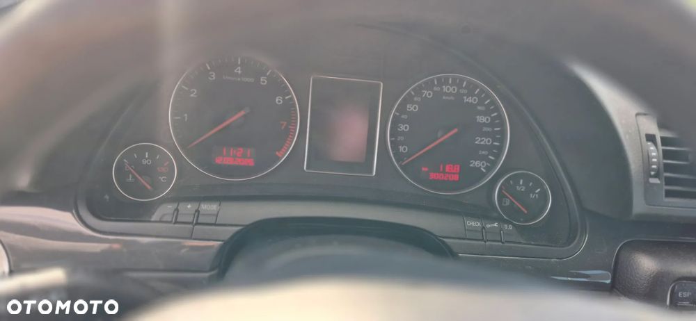 Audi A4 Avant - 6