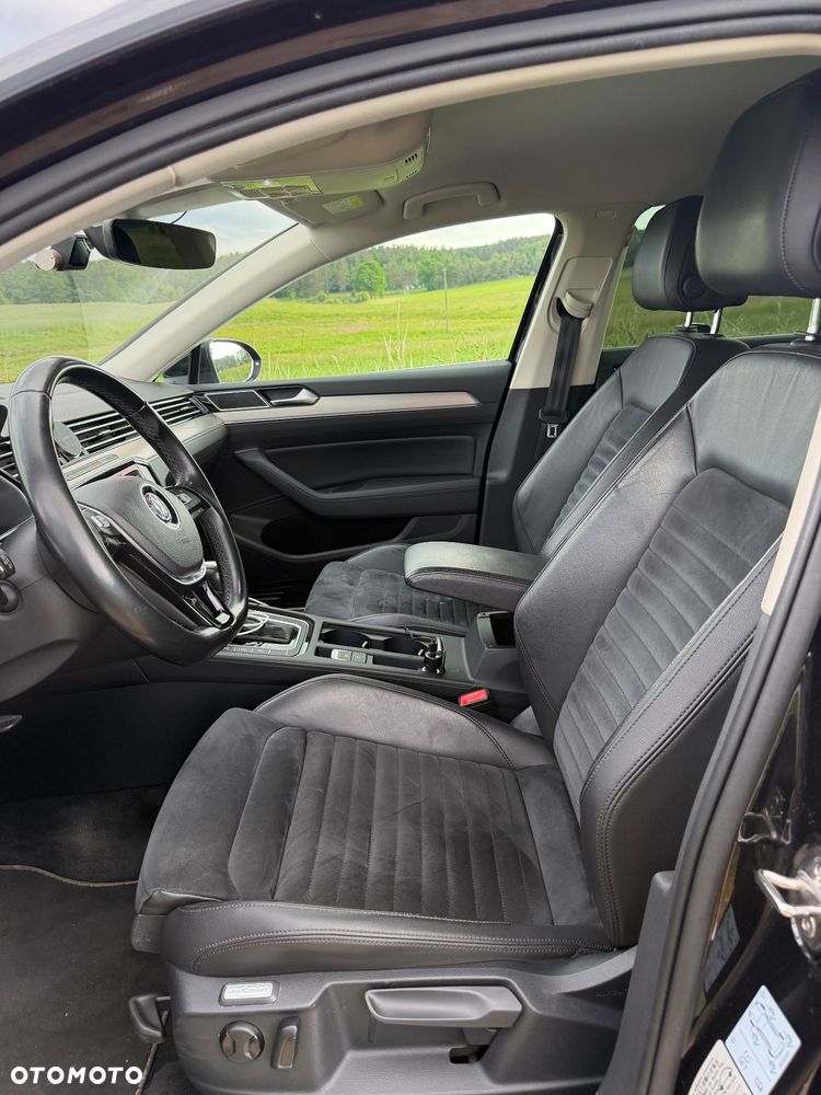 Volkswagen Passat 2.0 TDI BMT Highline DSG - 24