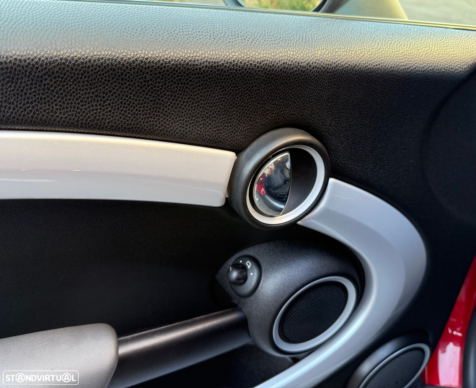 MINI 3 Portas One - 10