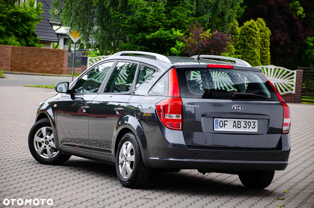 Kia Ceed 1.4 CVVT Attract - 19
