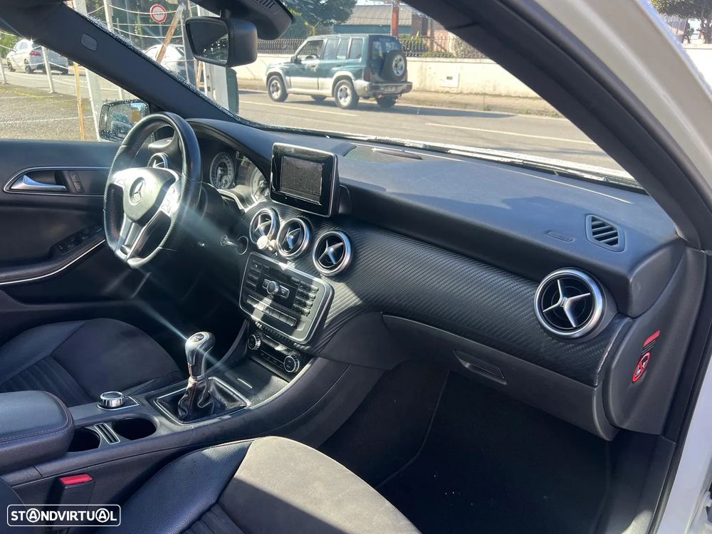 Mercedes-Benz A 180 CDI AMG Line - 20