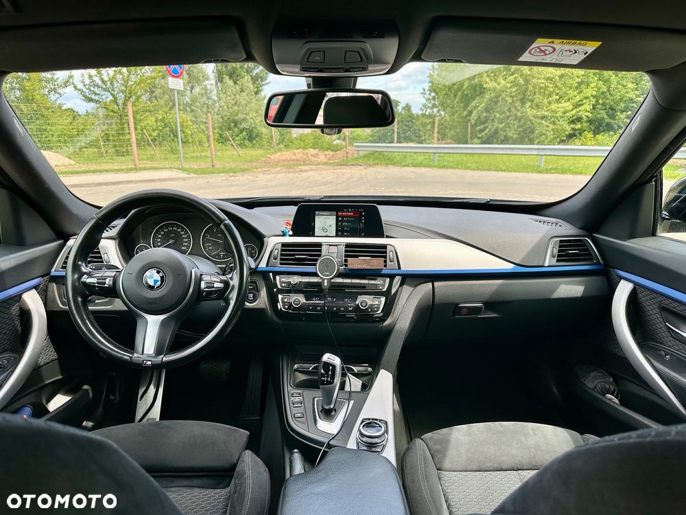 BMW Seria 3 318d M Sport - 14
