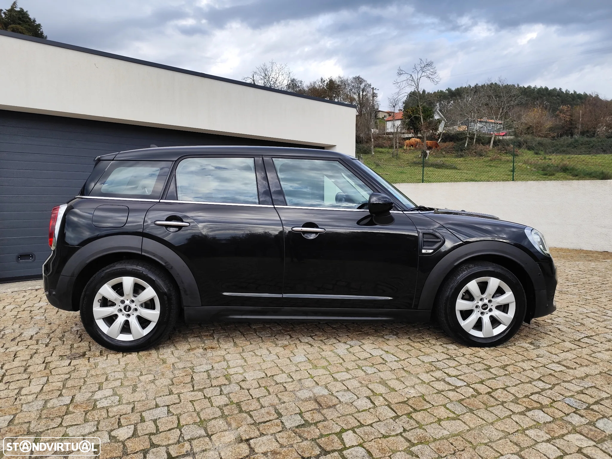 MINI Countryman Cooper D - 21