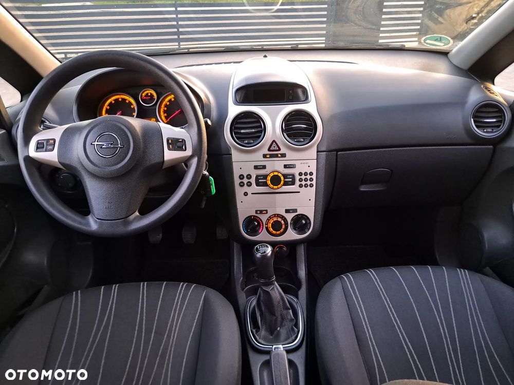 Opel Corsa 1.2 16V Enjoy - 24