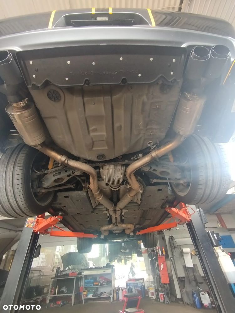 Dodge Challenger 6.4 Scat Pack Widebody - 27