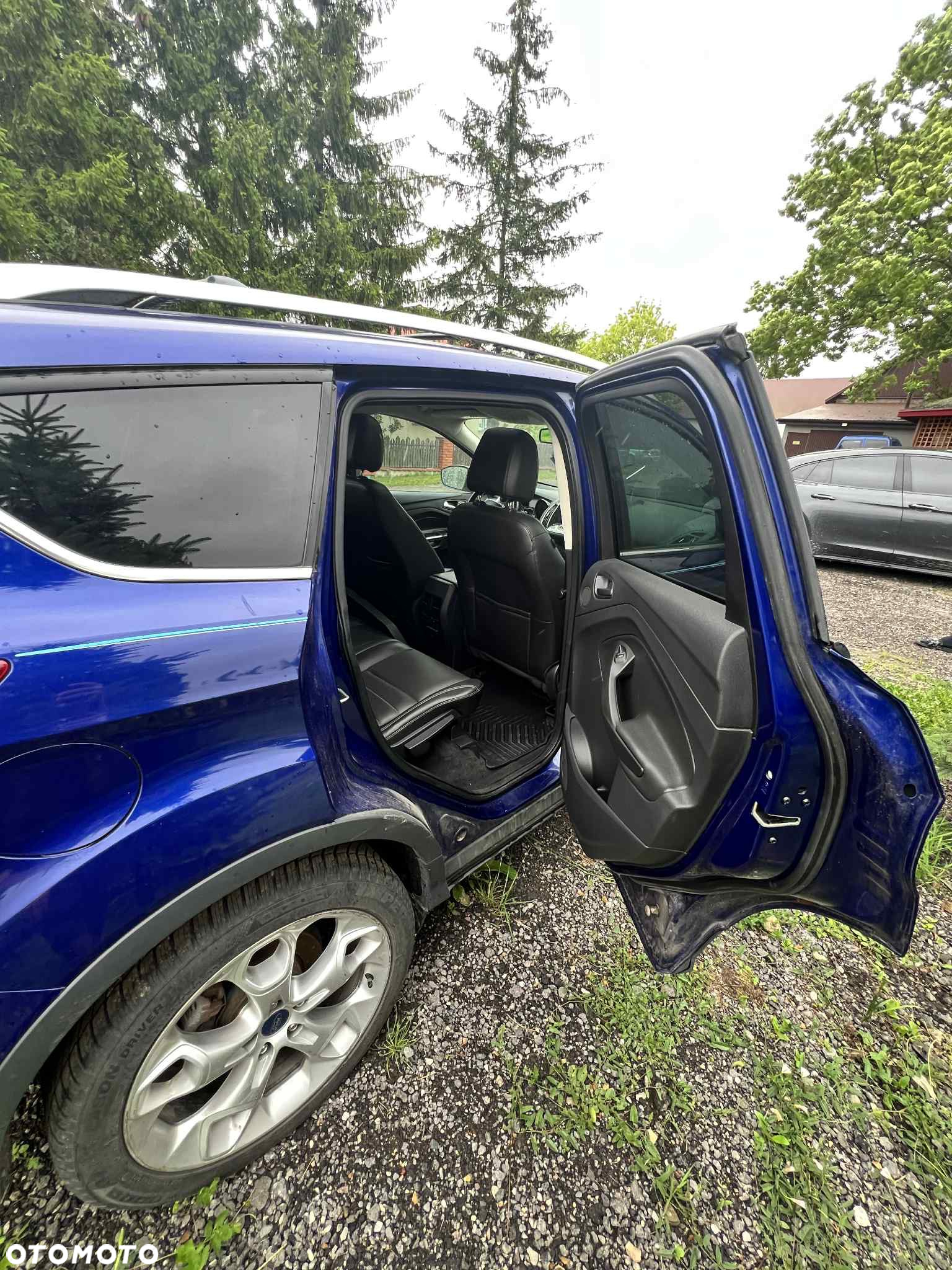 Ford Escape 2.0 EcoBoost AWD Titanium - 11