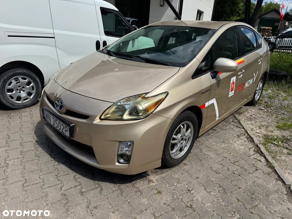 Toyota Prius - 1
