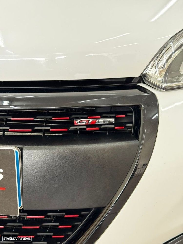 Peugeot 208 1.2 PureTech GT Line - 13