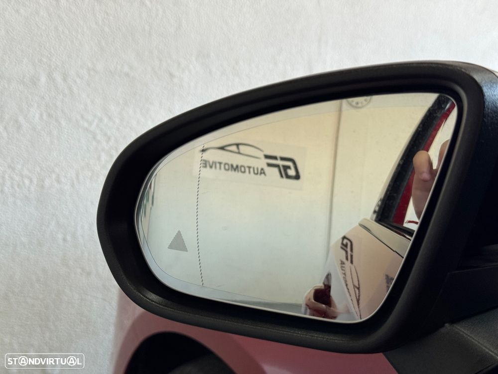 Mercedes-Benz A 250 e 8G-DCT AMG Line - 24