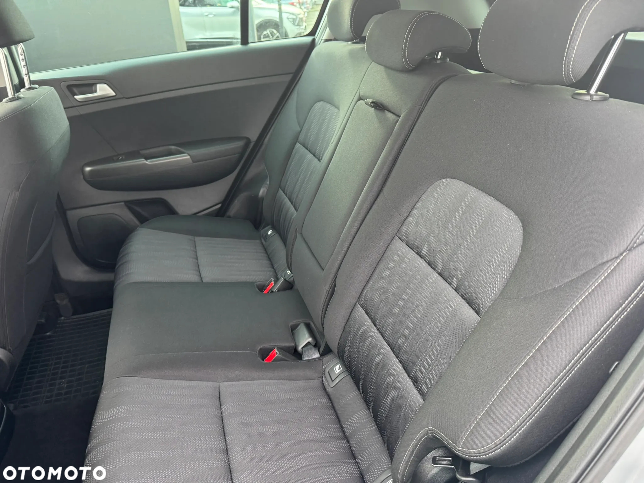 Kia Sportage 1.6 CRDI M 2WD - 13