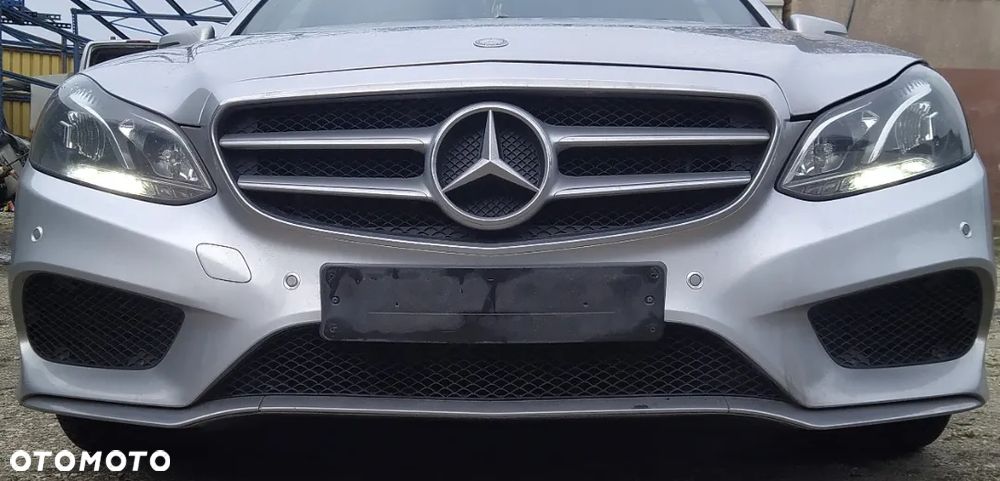 Kompletny przód Mercedes w212 lift AMG kolor 775