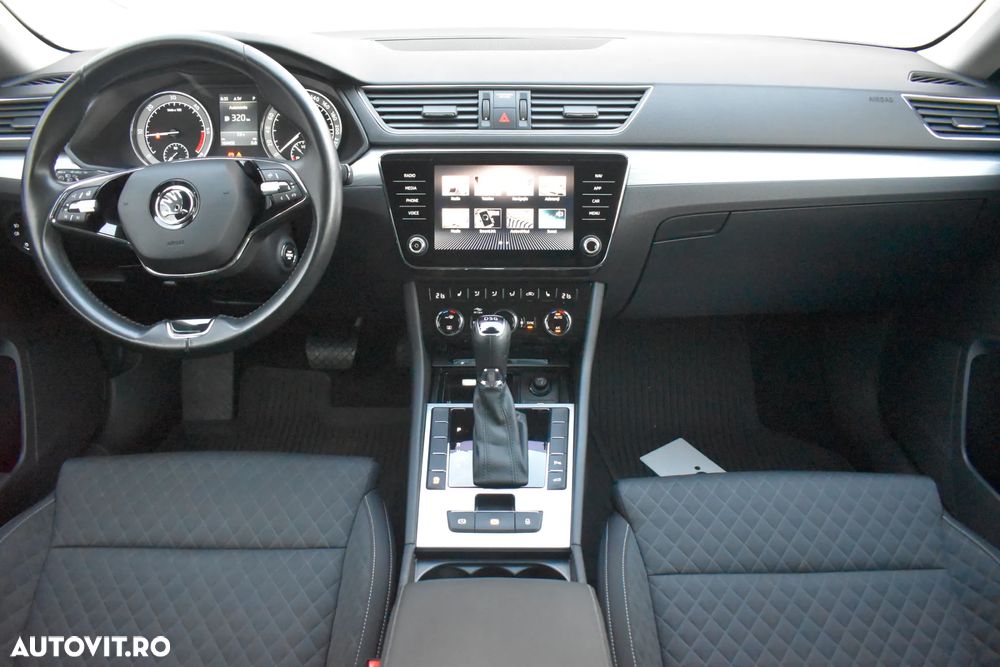 Skoda Superb Combi 2.0 TDI DSG Ambition - 7