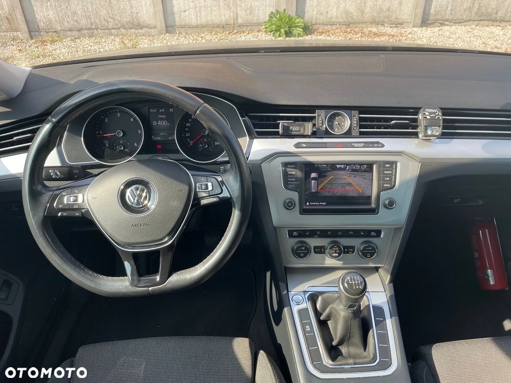 Volkswagen Passat Variant - 13