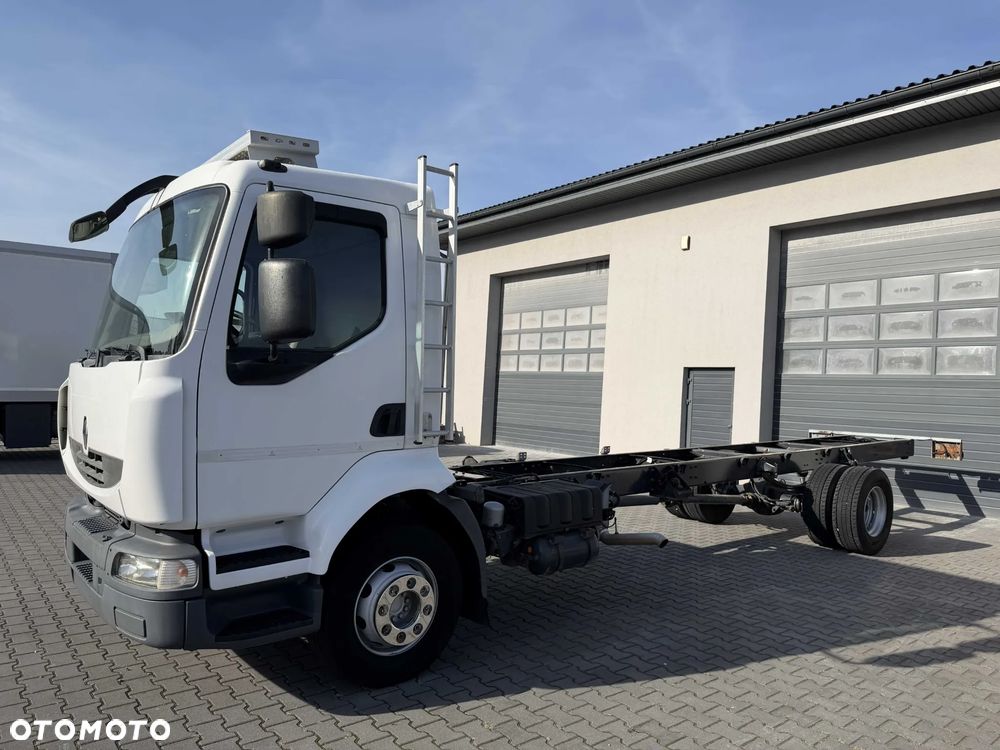 Renault Midlum