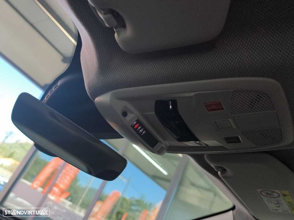 Jeep Avenger 1.2 GSE T3 Summit - 26