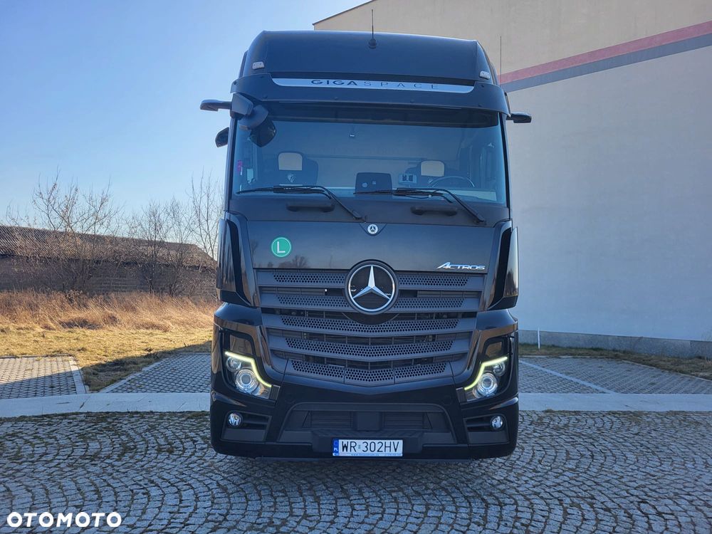 Mercedes-Benz Actros 1848 - 9
