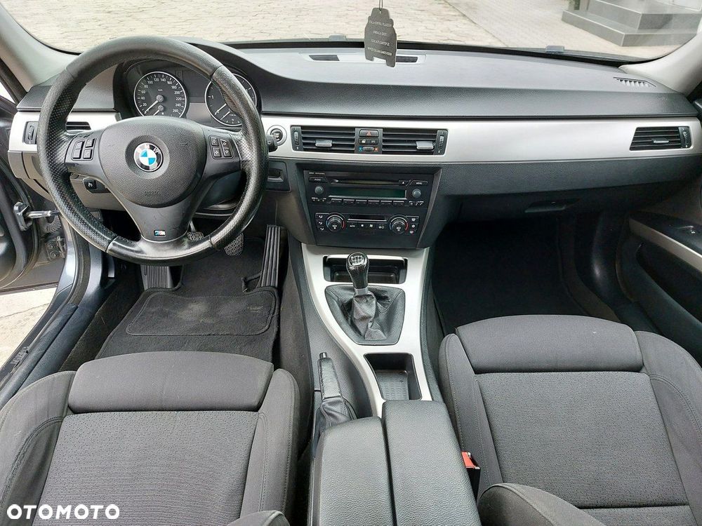 BMW Seria 3 - 17