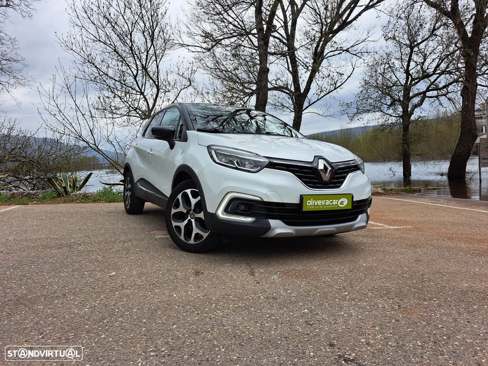 Renault Captur TCe 150 EDC GPF BOSE EDITION - 10