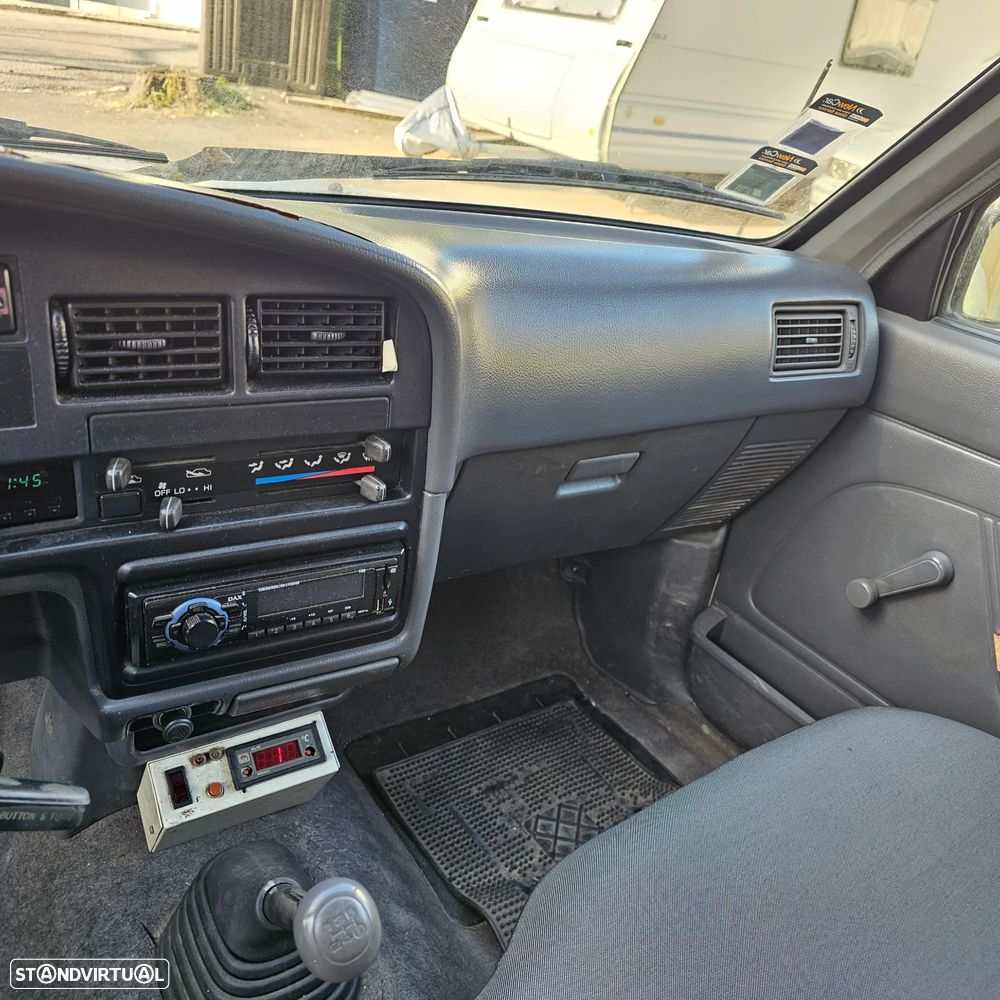 Toyota Hilux FRIGORÍFICA - 17