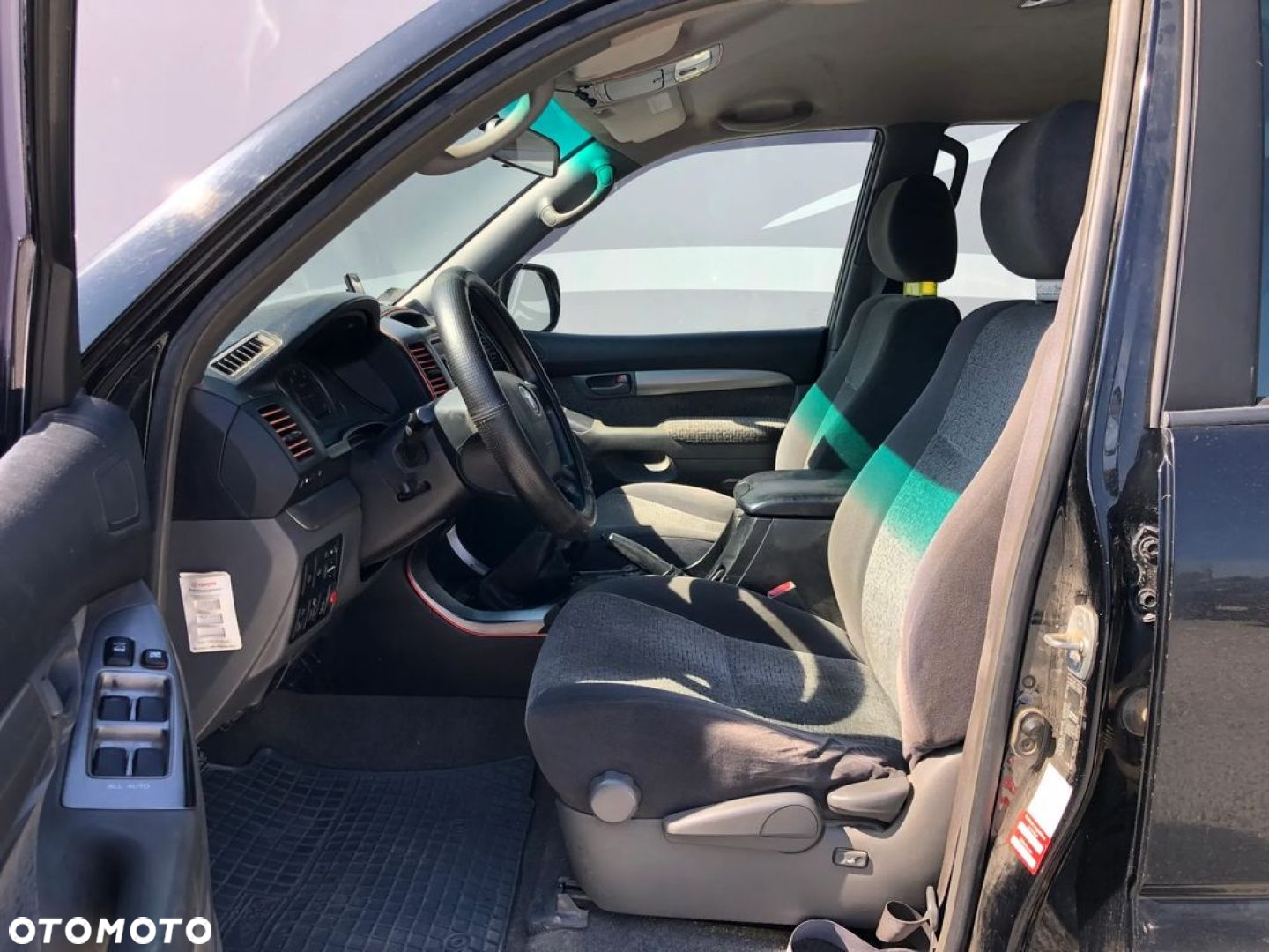 Toyota Land Cruiser LC 3.0 D-4D Luna - 25