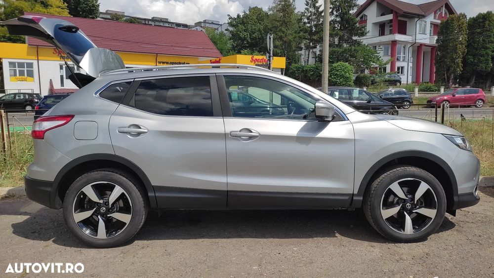 Nissan Qashqai 1.6 DCI N-Connecta - 18