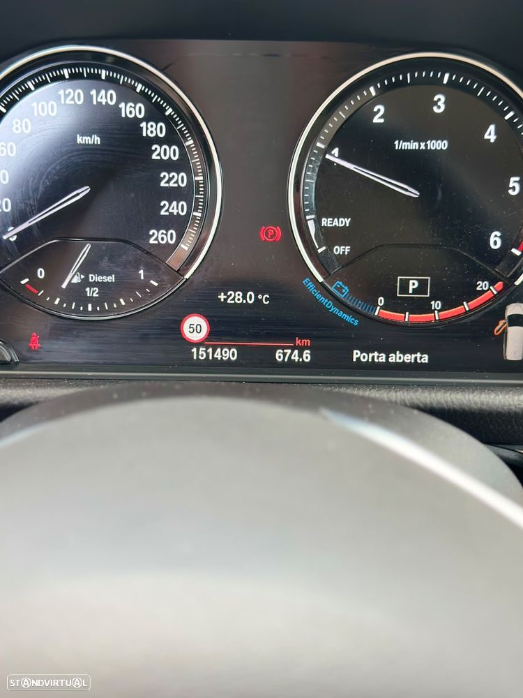 BMW 216 Gran Tourer - 10