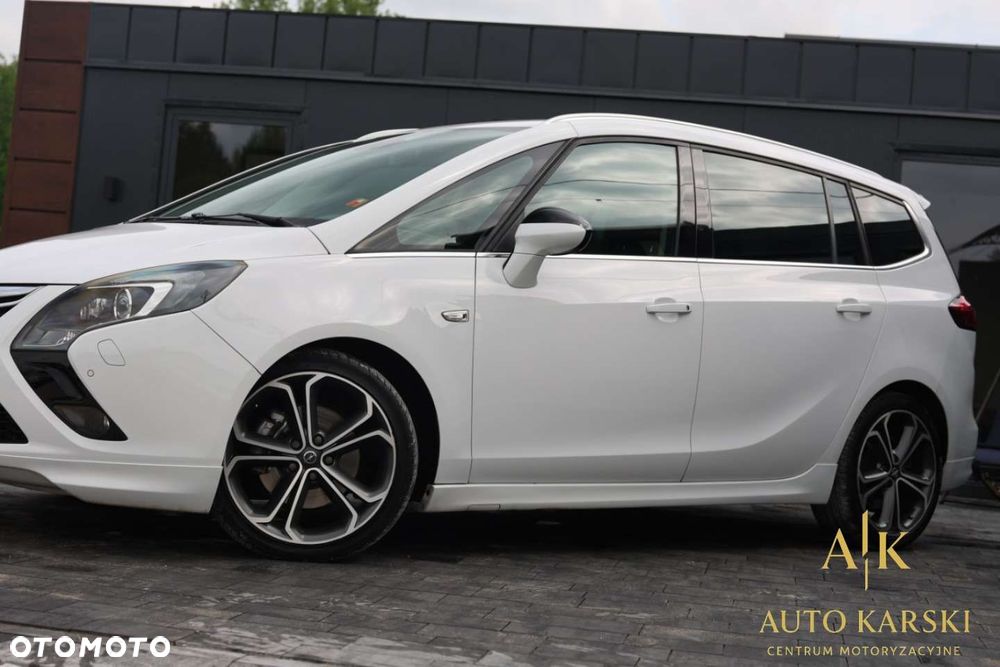 Opel Zafira - 11