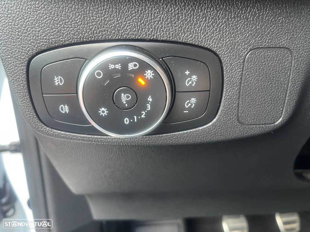 Ford Focus 1.0 EcoBoost ST-Line - 21