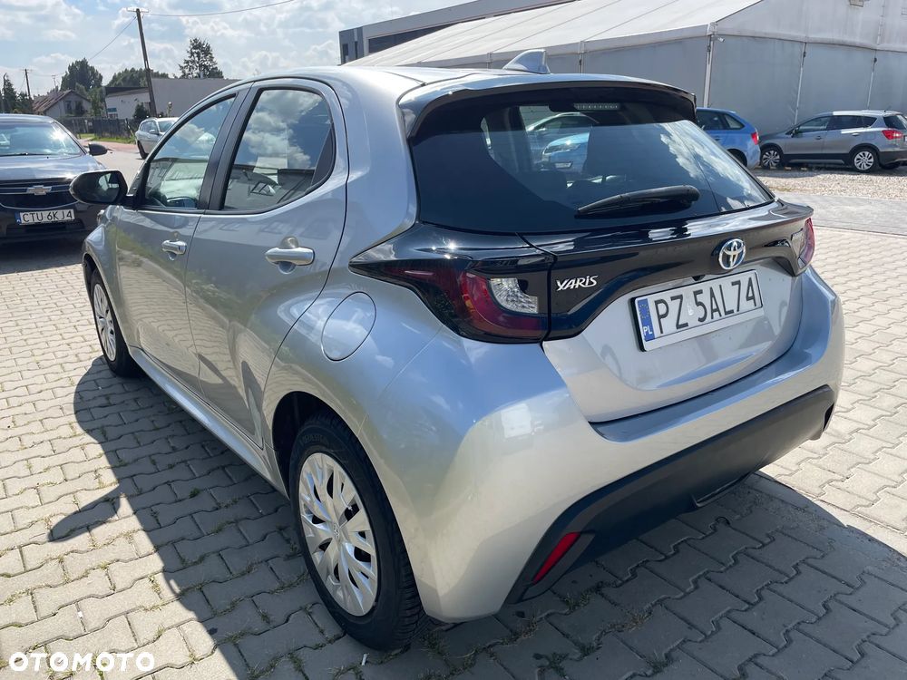 Toyota Yaris - 9