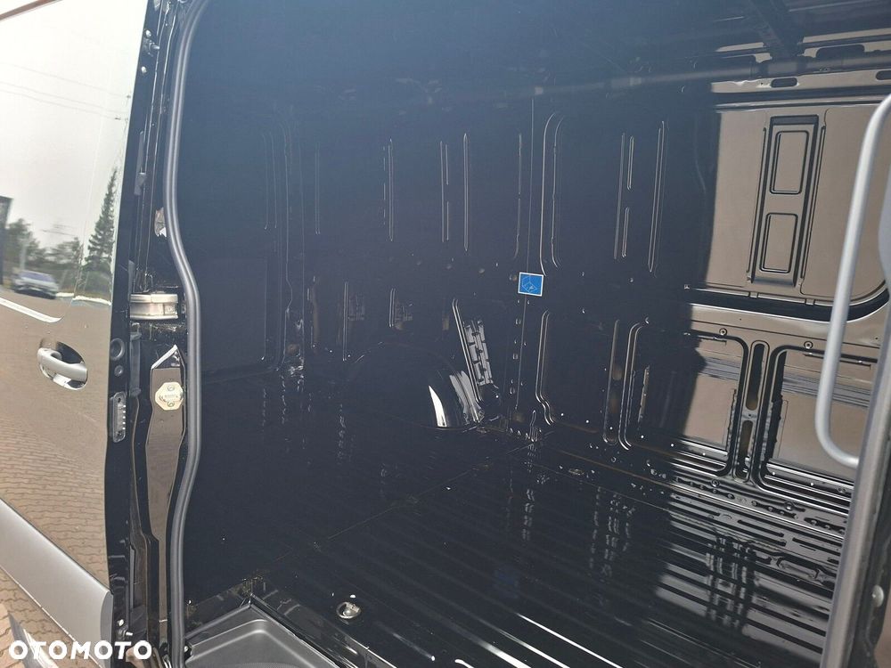 Mercedes-Benz Sprinter Sprinter - 4