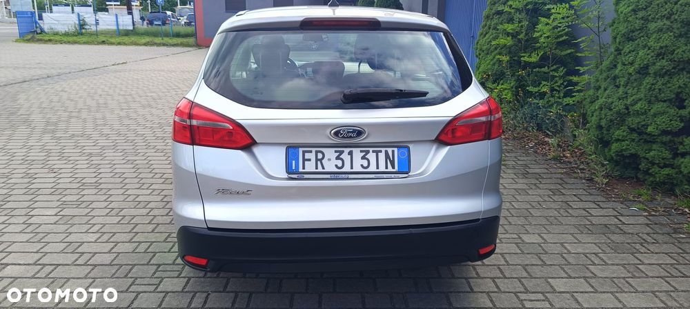 Ford Focus 1.5 EcoBlue STart-Stopp-System TITANIUM X - 5