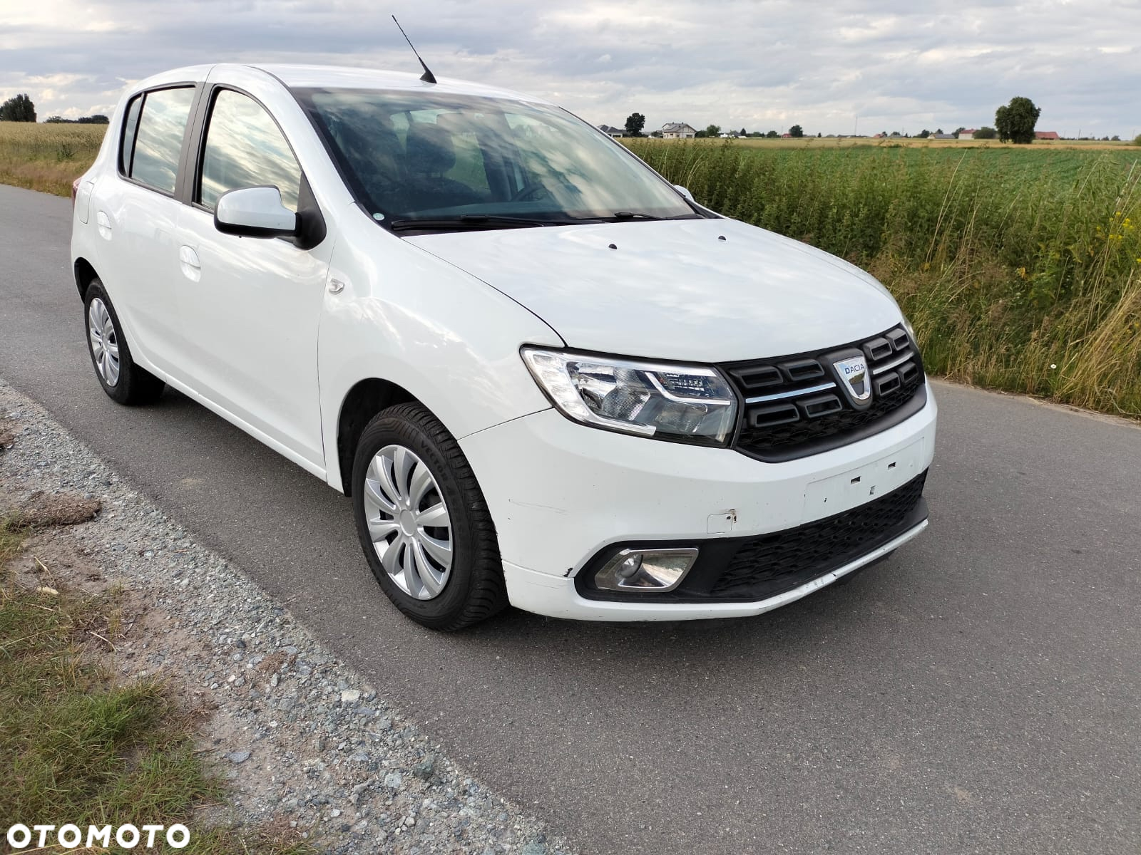 Dacia Sandero 1.0 TCe Laureate S&S - 4