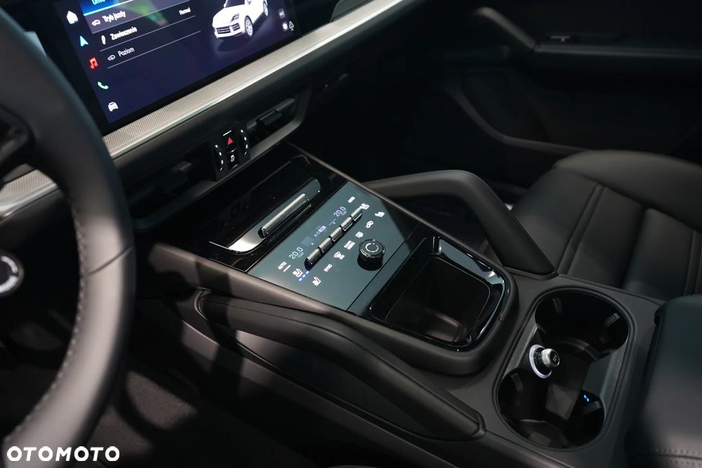 Porsche Cayenne E-Hybrid - 21