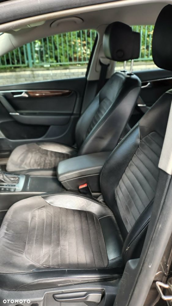Volkswagen Passat - 33