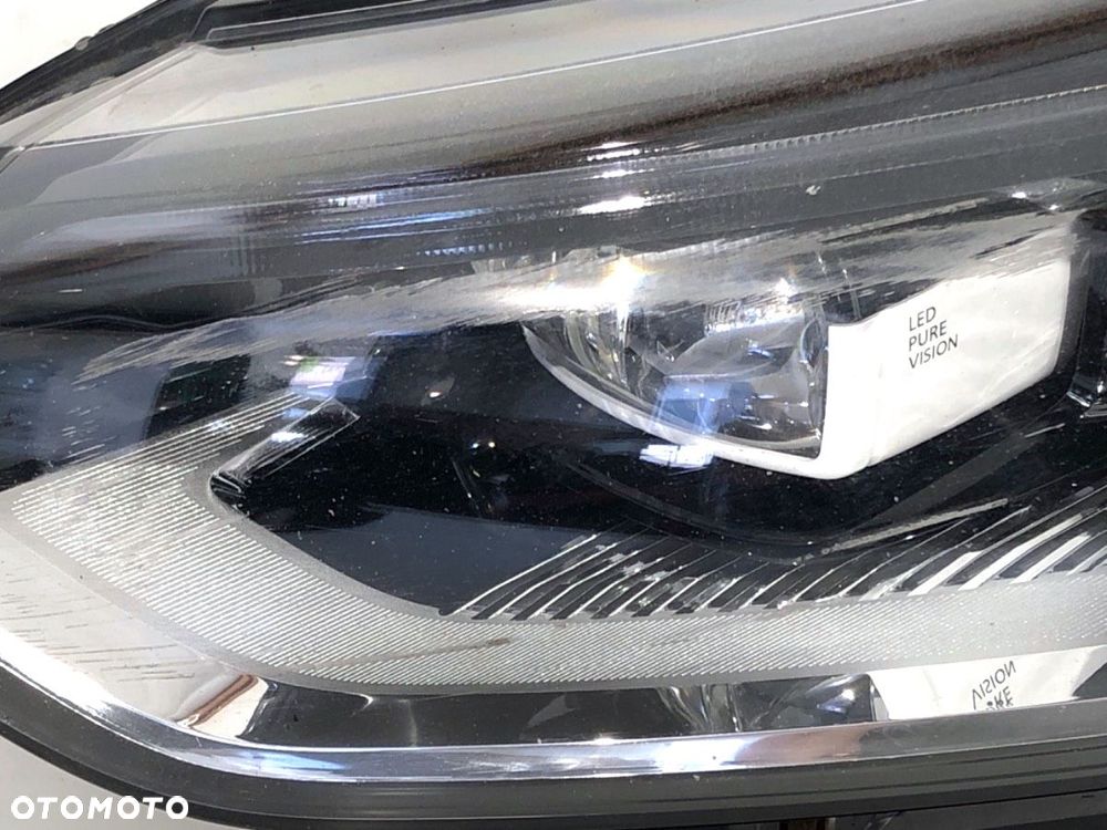 REFLEKTOR LEWY PRZÓD LED RENAULT MEGANE IV liftback (B9A/M/N_) 2015 - 2022 1.6 TCe 205 (B9MV) 151 - 2
