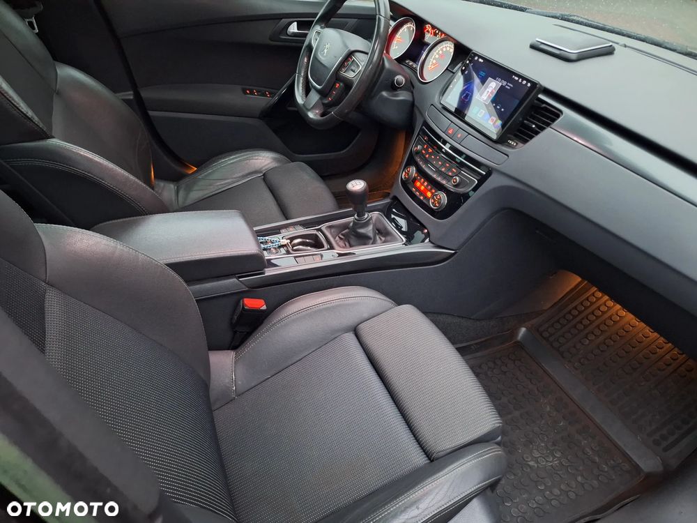 Peugeot 508 HDi 160 Allure - 31
