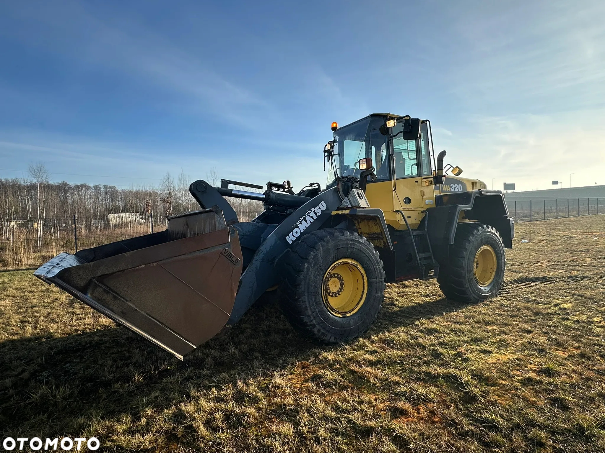 Komatsu WA 320PZ-6 - 6