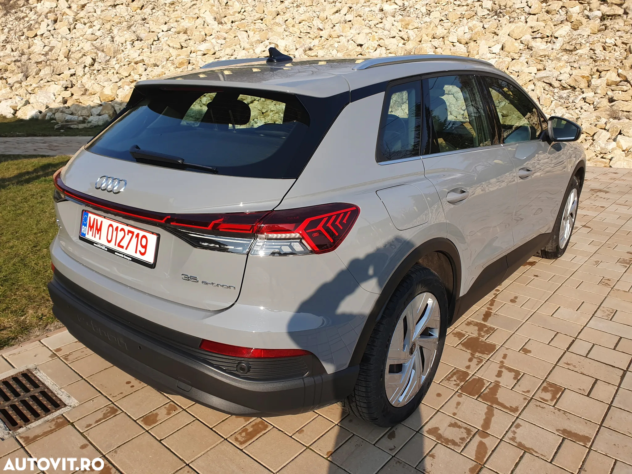 Audi Q4 e-tron 35 - 24