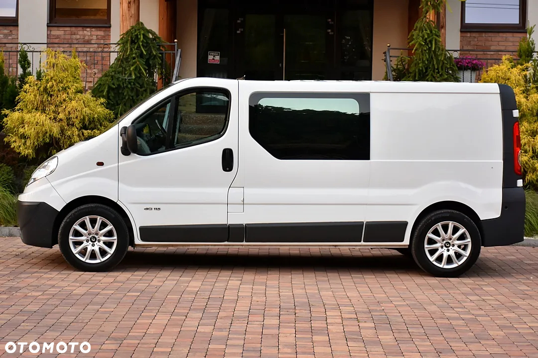 Renault Trafic 2.0 dCi 115 Passenger FAP L2H1 Expression - 13