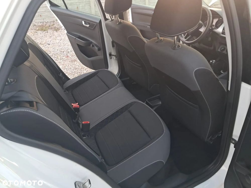 Skoda Fabia - 8