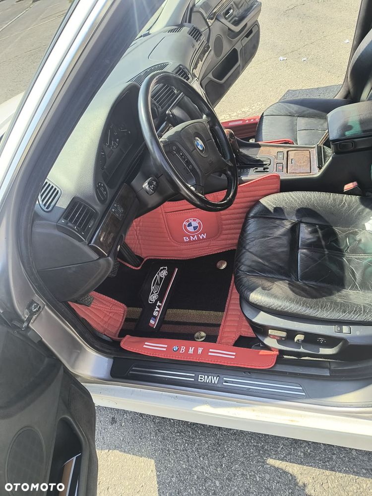 BMW Seria 7 740i V8 - 13
